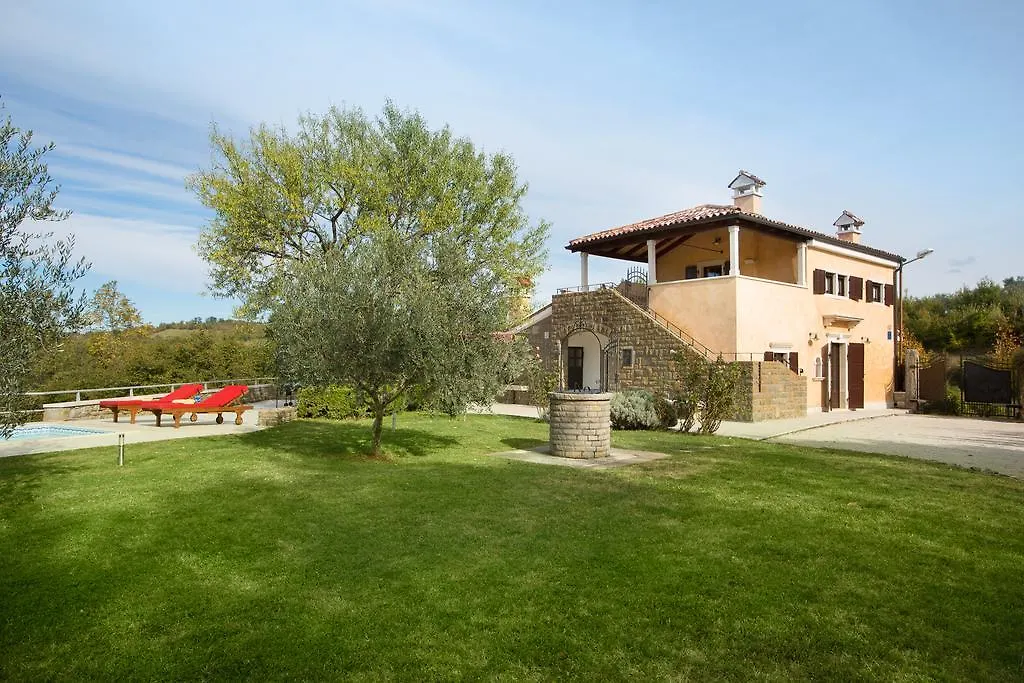 Villa Momiano With Private Pool Momjan Croatia
