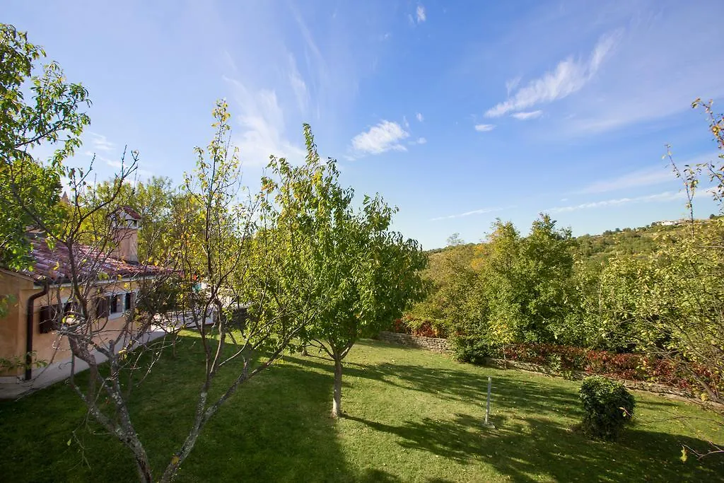 Villa Momiano With Private Pool Momjan